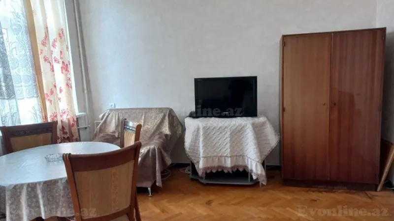 Kirayə verilir 3 otaqlı Mənzil Köhnə tikili 80 m² 28 May m. - şəkil 10