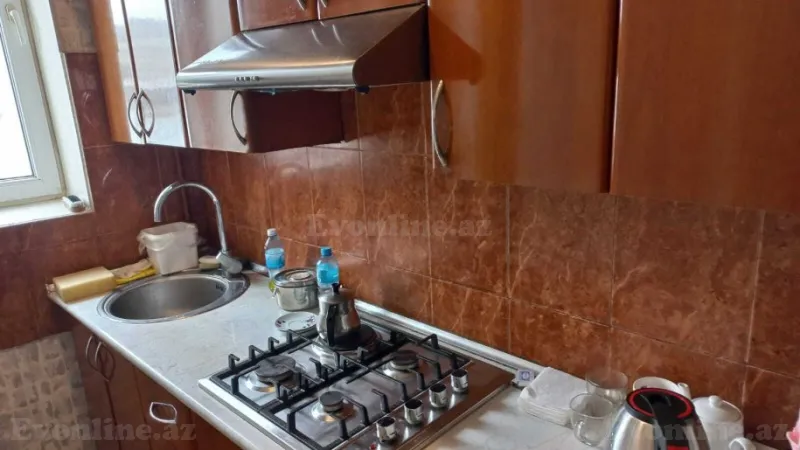 Kirayə verilir 3 otaqlı Mənzil Köhnə tikili 80 m² 28 May m. - şəkil 14