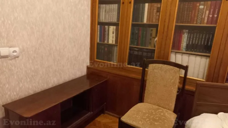 Kirayə verilir 3 otaqlı Mənzil Köhnə tikili 80 m² 28 May m. - şəkil 18