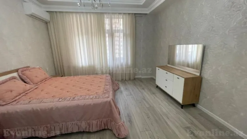 Kirayə verilir 4 otaqlı Mənzil Yeni tikili 180 m² Xətai m. - şəkil 9
