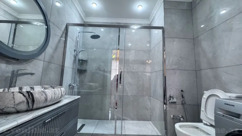 Kirayə verilir 3 otaqlı Mənzil Yeni tikili 141 m² Xətai r. - şəkil 19