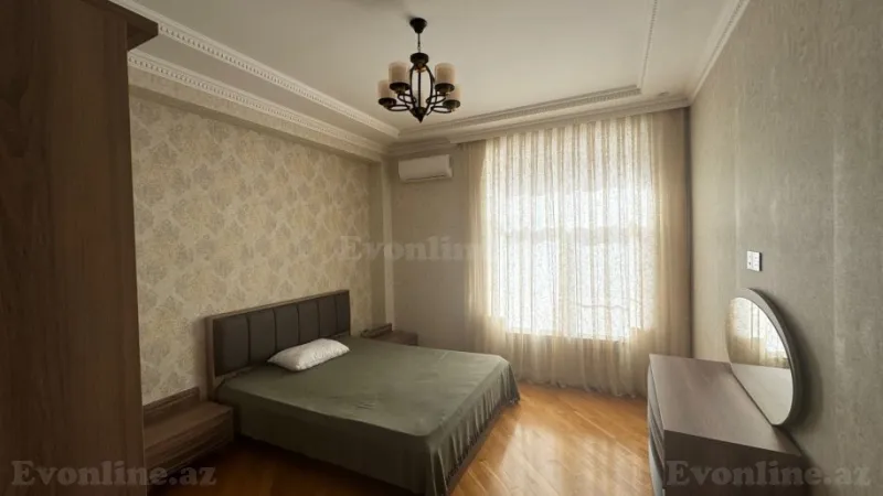 Kirayə verilir 4 otaqlı Mənzil Yeni tikili 210 m² Xətai r. - şəkil 7