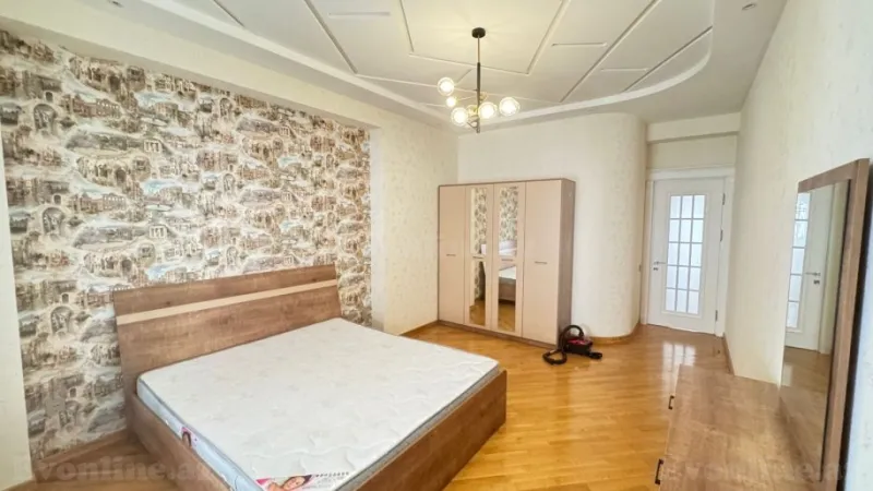 Kirayə verilir 4 otaqlı Mənzil Yeni tikili 210 m² Xətai r. - şəkil 9