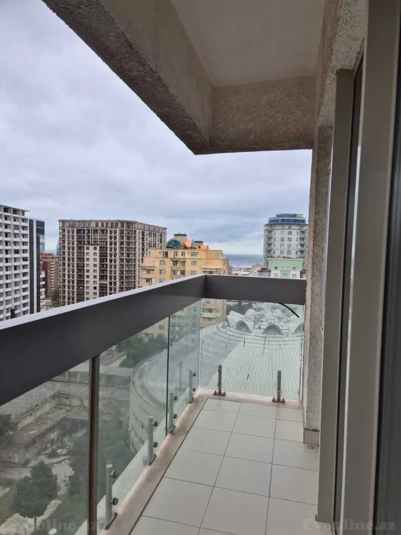 Kirayə verilir 3 otaqlı Mənzil Yeni tikili 120 m² 28 May m. - şəkil 16