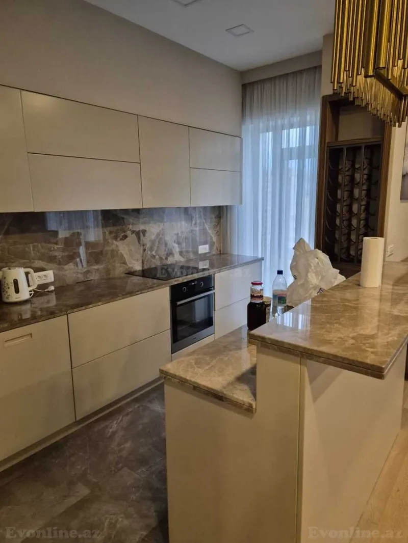 Kirayə verilir 3 otaqlı Mənzil Yeni tikili 120 m² 28 May m. - şəkil 17