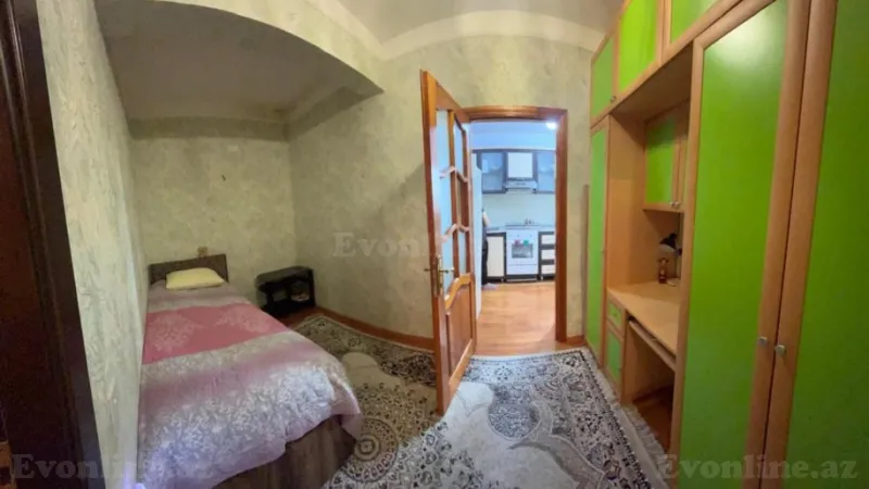 Satılır 2 otaqlı Mənzil Köhnə tikili 63 m² Xətai m. - şəkil 4