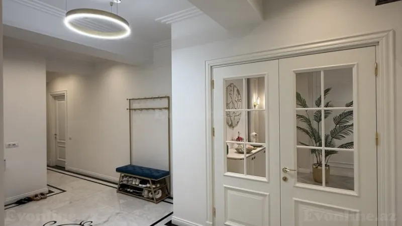 Satılır 4 otaqlı Mənzil Yeni tikili 180 m² Nəsimi r. - şəkil 8