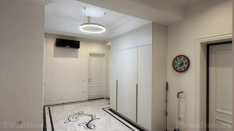 Satılır 4 otaqlı Mənzil Yeni tikili 180 m² Nəsimi r. - şəkil 9