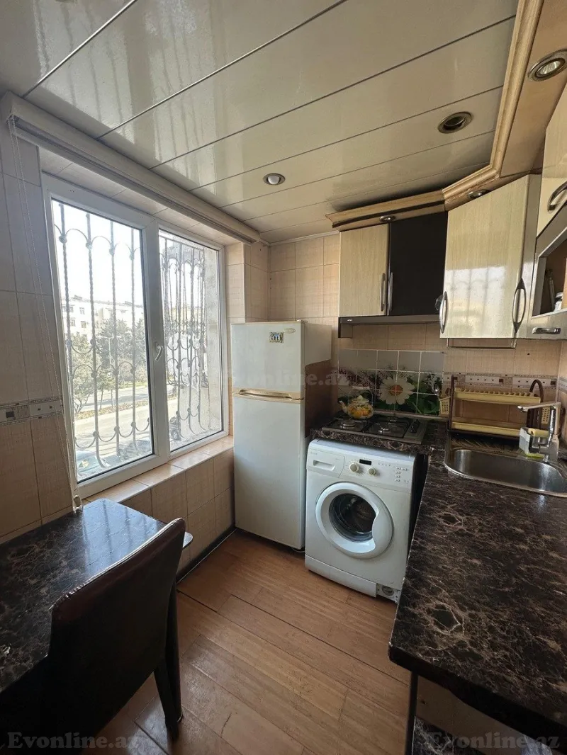 Kirayə verilir 2 otaqlı Mənzil Köhnə tikili 62 m² Nəriman Nərimanov m. - şəkil 3