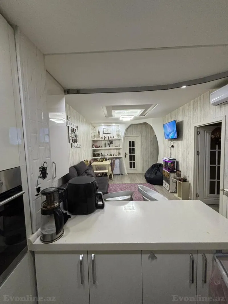 Satılır 2 otaqlı Mənzil Köhnə tikili 50 m² 2-ci mikrorayon - şəkil 2