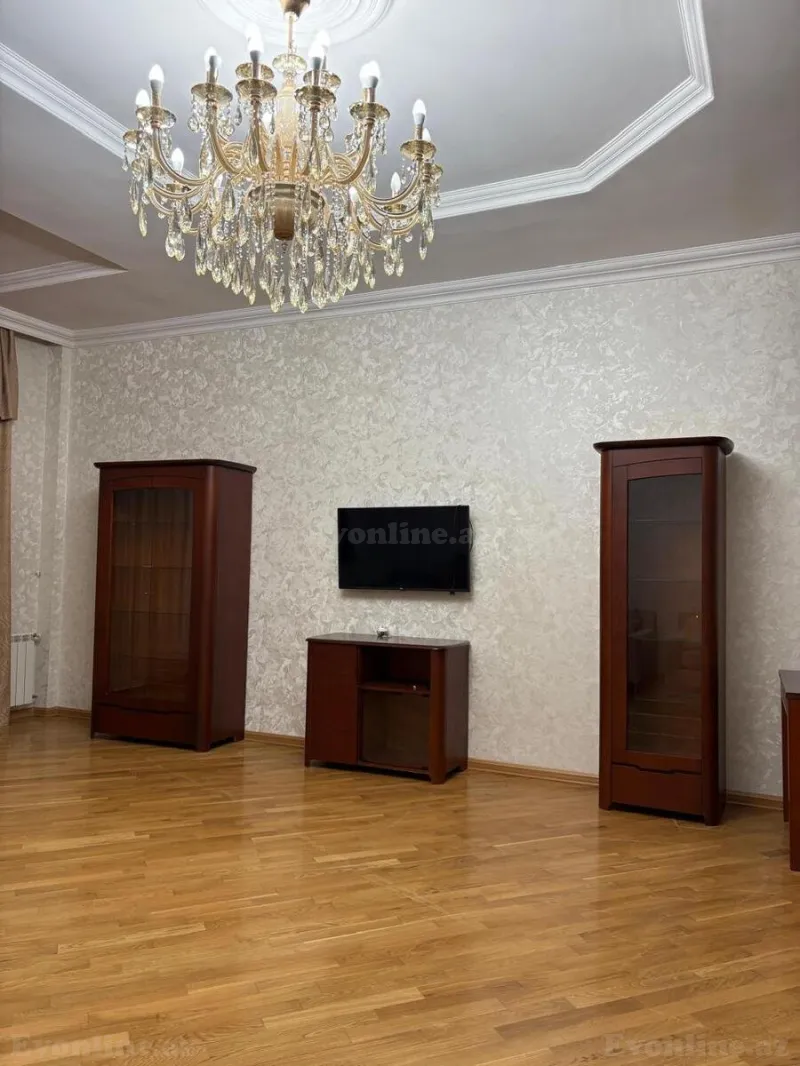 Kirayə verilir 3 otaqlı Mənzil Yeni tikili 140 m² Sahil m. - şəkil 4