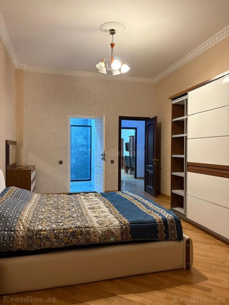 Kirayə verilir 3 otaqlı Mənzil Yeni tikili 140 m² Sahil m. - şəkil 6