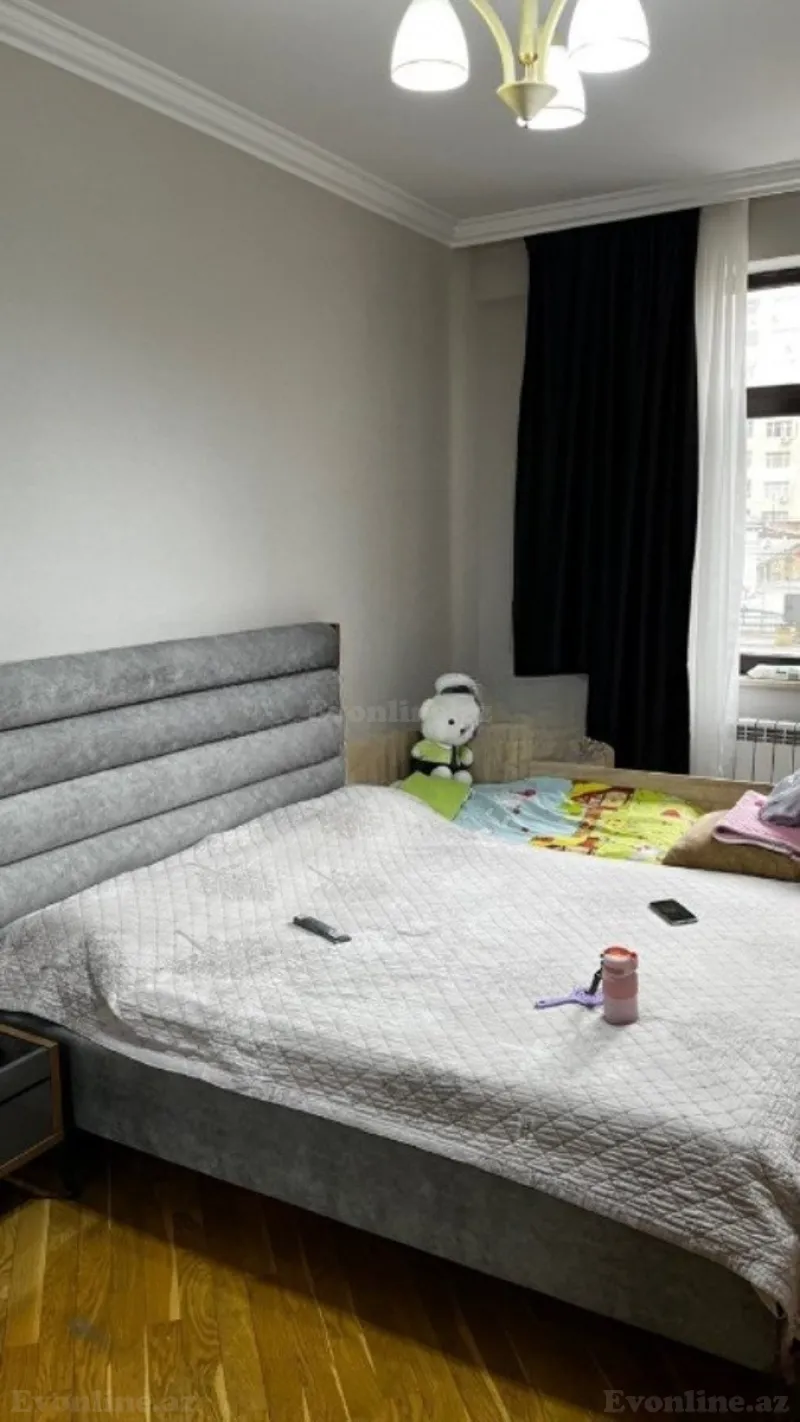 Satılır 3 otaqlı Mənzil Yeni tikili 95 m² 8 Noyabr m. - şəkil 6