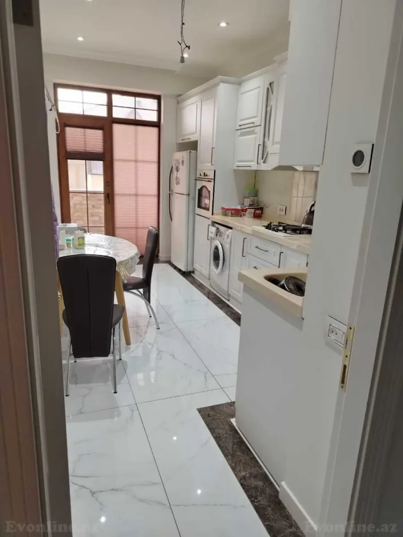 Kirayə verilir 3 otaqlı Mənzil Yeni tikili 100 m² 8-ci mikrorayon - şəkil 7