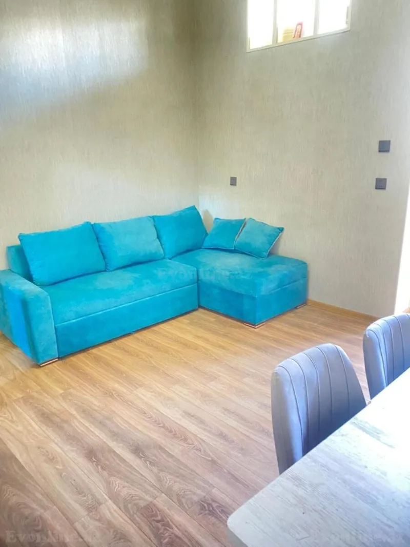 1 otaqlı Mənzil 44 m² İçərişəhər m. Kirayə verilir