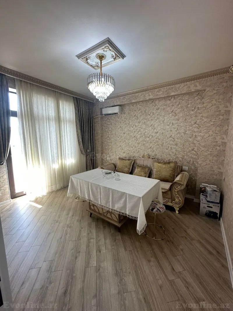 Kirayə verilir 2 otaqlı Mənzil Yeni tikili 70 m² 8 Noyabr m.