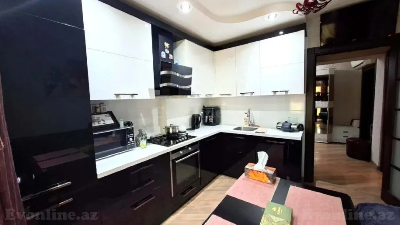 Satılır 4 otaqlı Mənzil Yeni tikili 110 m² Qara Qarayev m. - şəkil 7