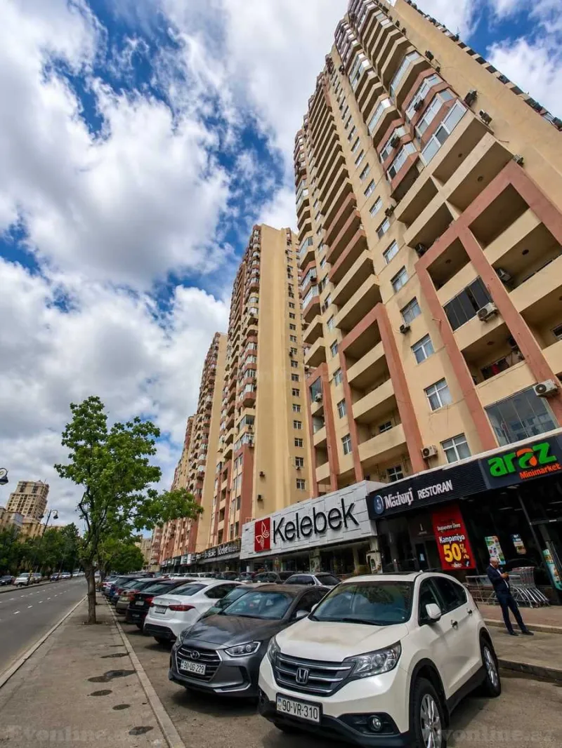 Satılır 3 otaqlı Mənzil Yeni tikili 81 m² İnşaatçılar m.