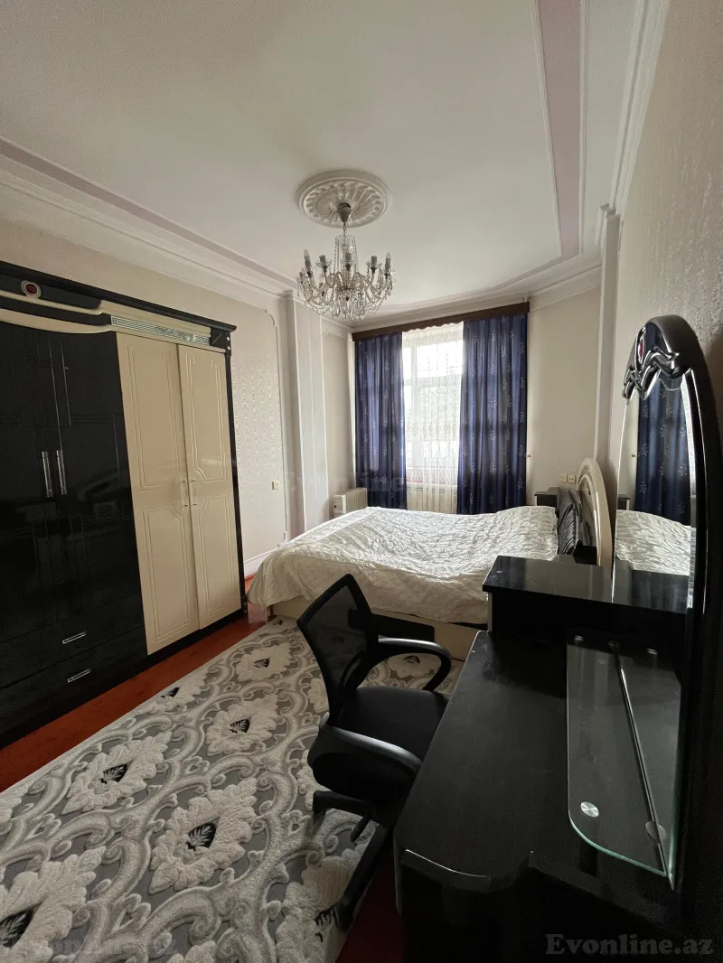 Satılır 4 otaqlı Mənzil Yeni tikili 130 m² Memar Əcəmi m. - şəkil 11