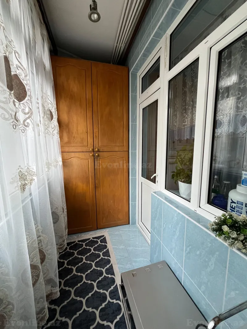 Satılır 4 otaqlı Mənzil Yeni tikili 130 m² Memar Əcəmi m. - şəkil 15