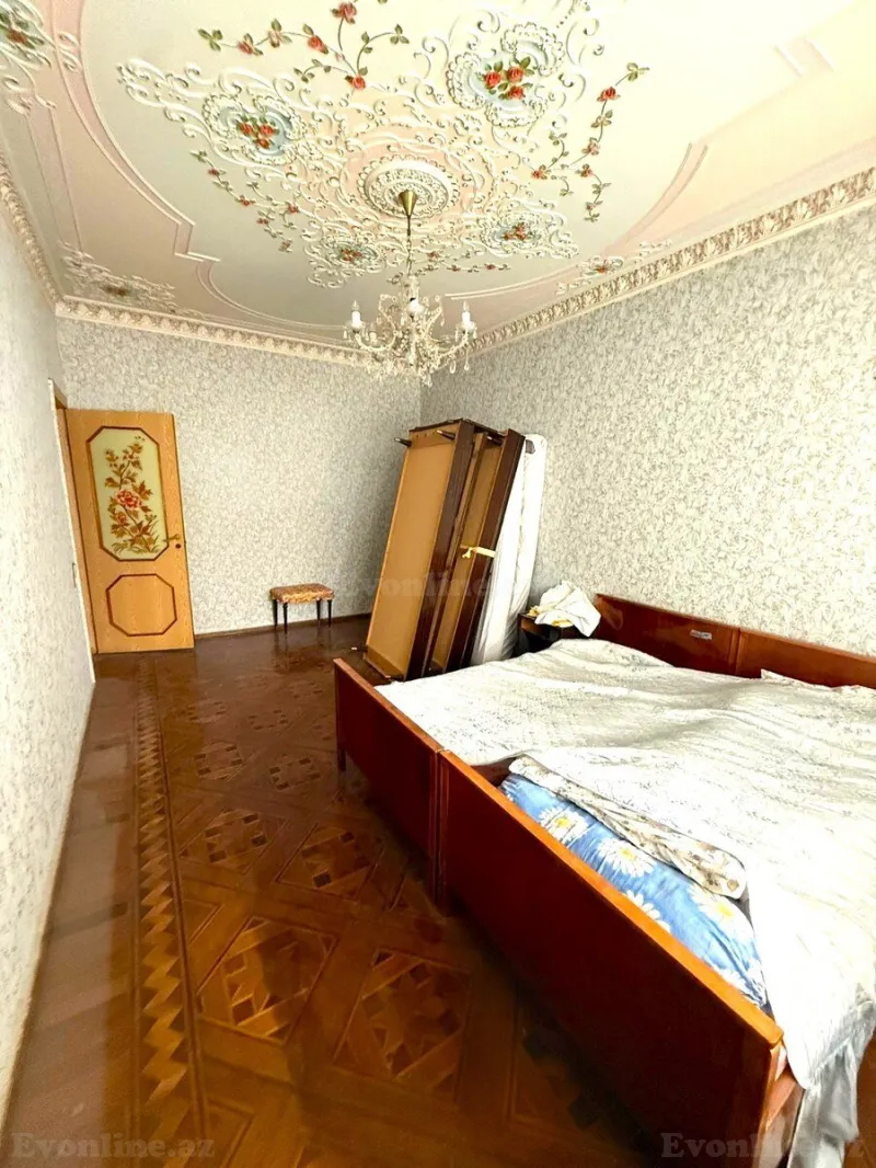 Satılır 5 otaqlı Mənzil Köhnə tikili 105 m² Xalqlar Dostluğu m. - şəkil 6