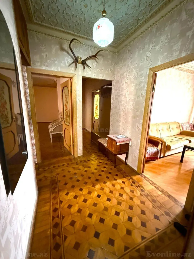 Satılır 5 otaqlı Mənzil Köhnə tikili 105 m² Xalqlar Dostluğu m. - şəkil 12