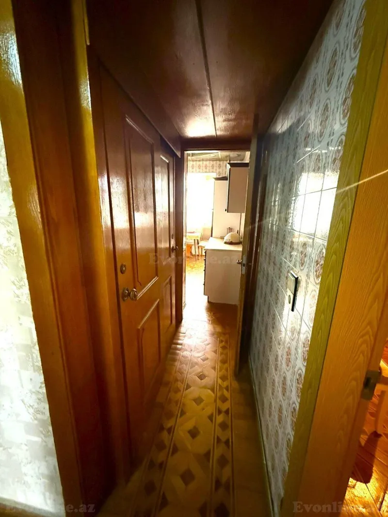 Satılır 5 otaqlı Mənzil Köhnə tikili 105 m² Xalqlar Dostluğu m. - şəkil 13