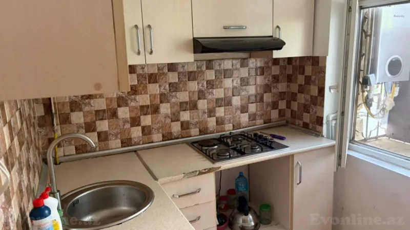Kirayə verilir 3 otaqlı Mənzil Köhnə tikili 70 m² Nərimanov r. - şəkil 6