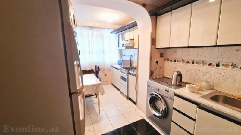 Kirayə verilir 2 otaqlı Mənzil Köhnə tikili 70 m² Gənclik m. - şəkil 3