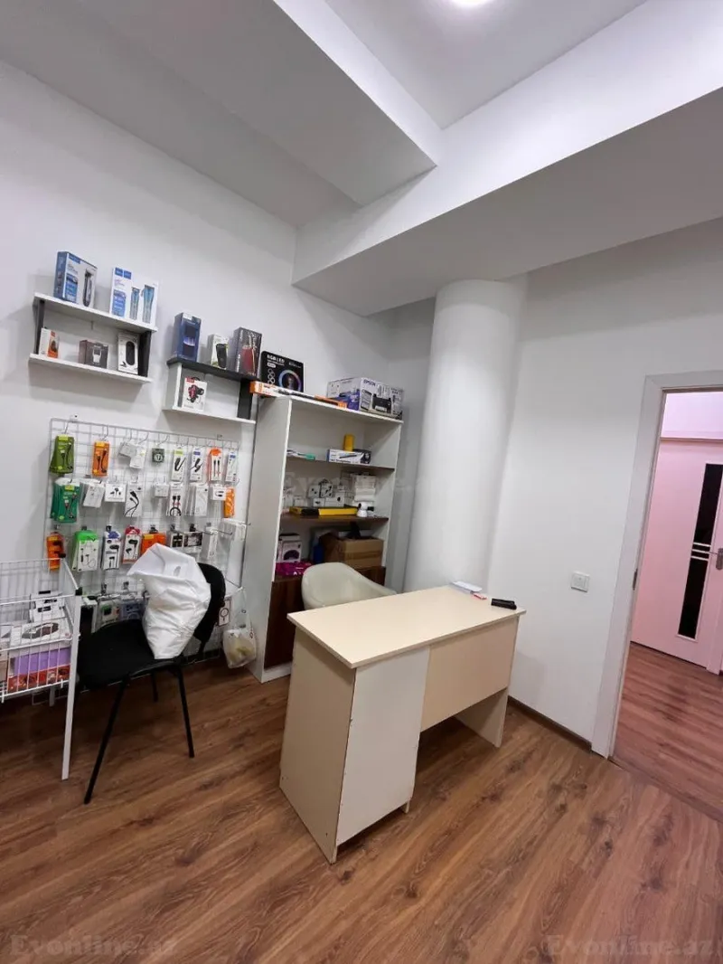 Kirayə verilir Ofis 15 m² Nizami m. - şəkil 2