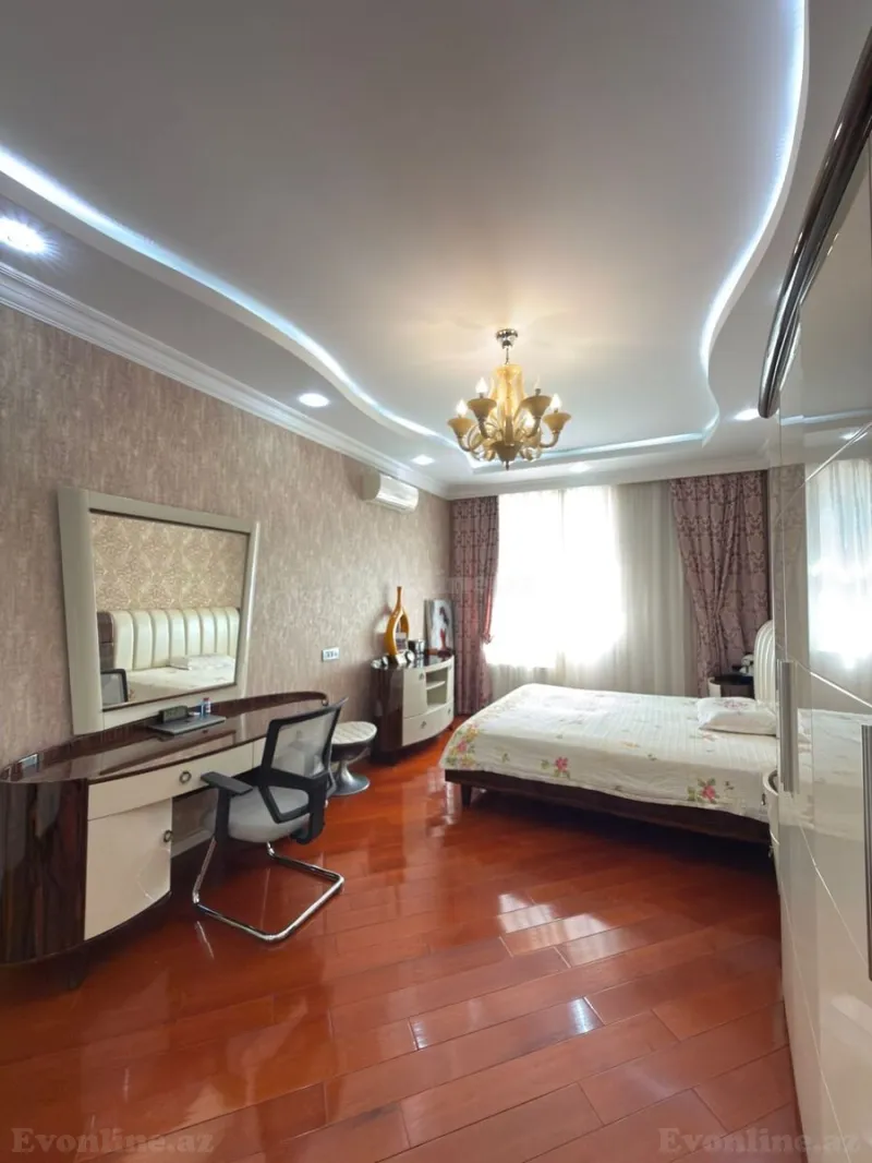 Satılır 4 otaqlı Mənzil Yeni tikili 205 m² Gənclik m. - şəkil 8