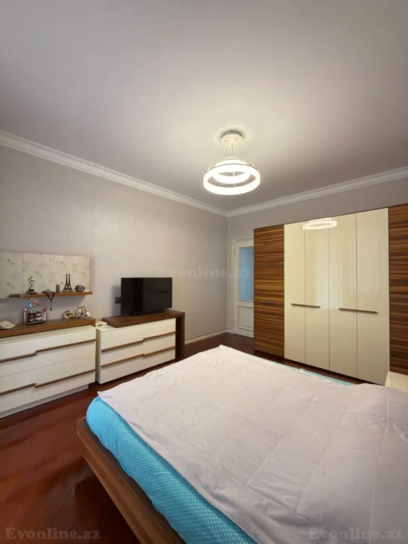 Satılır 4 otaqlı Mənzil Yeni tikili 205 m² Gənclik m. - şəkil 11