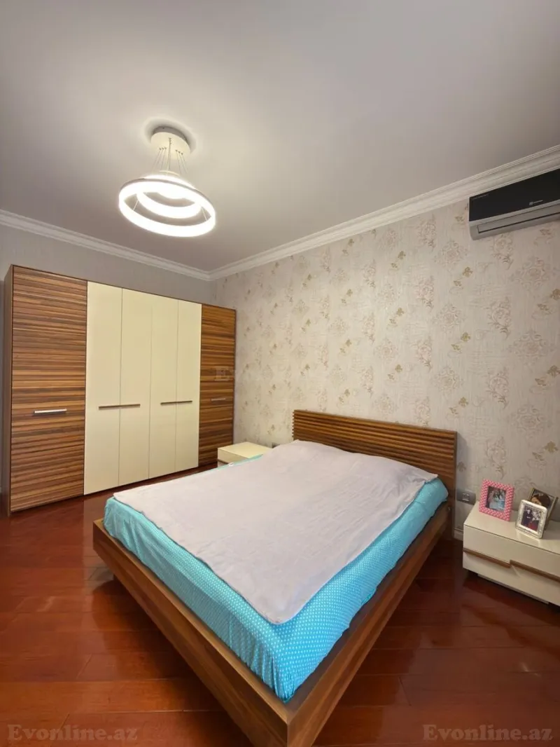 Satılır 4 otaqlı Mənzil Yeni tikili 205 m² Gənclik m. - şəkil 12
