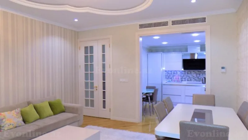Kirayə verilir 3 otaqlı Mənzil Yeni tikili 120 m² Səbail r. - şəkil 3