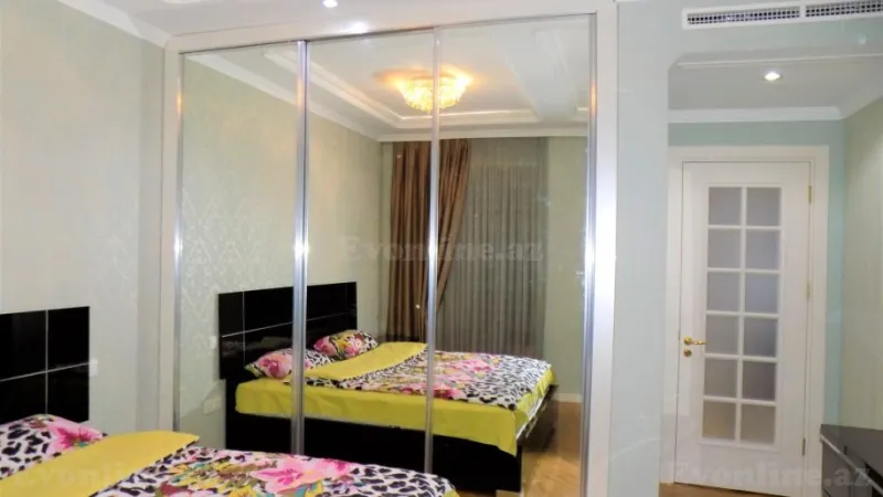 Kirayə verilir 3 otaqlı Mənzil Yeni tikili 120 m² Səbail r. - şəkil 19