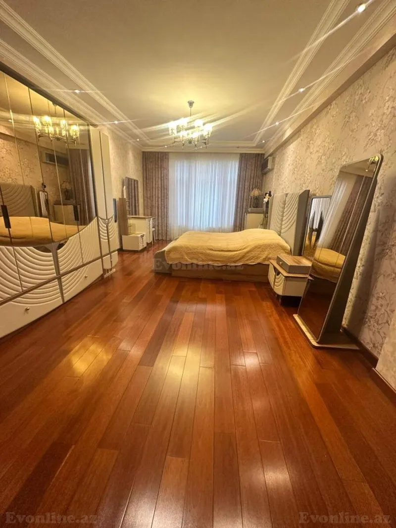 Satılır 3 otaqlı Mənzil Yeni tikili 160 m² 28 May m. - şəkil 3