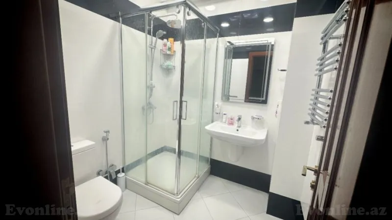 Satılır 3 otaqlı Mənzil Yeni tikili 160 m² 28 May m. - şəkil 14