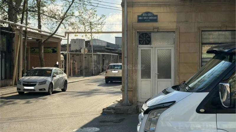 Kirayə verilir Obyekt 20 m² İnşaatçılar m. - şəkil 4