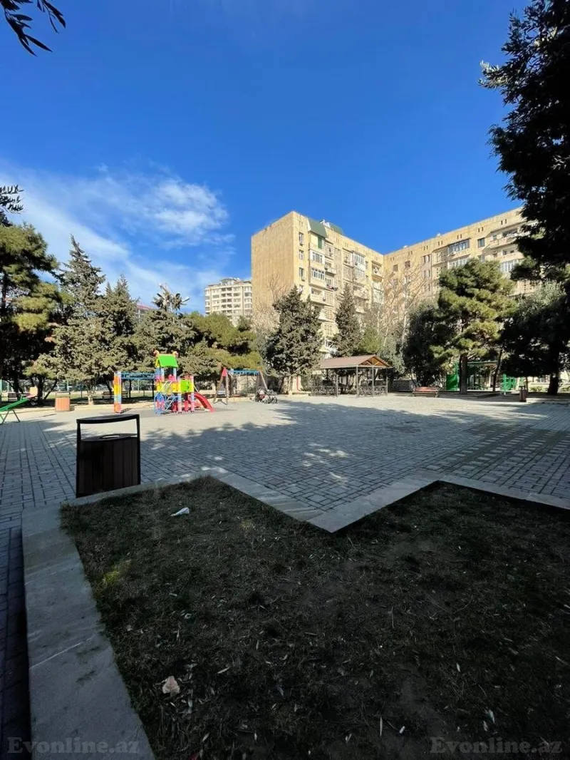 Satılır 4 otaqlı Mənzil Köhnə tikili 105 m² Elmlər Akademiyası m. - şəkil 4