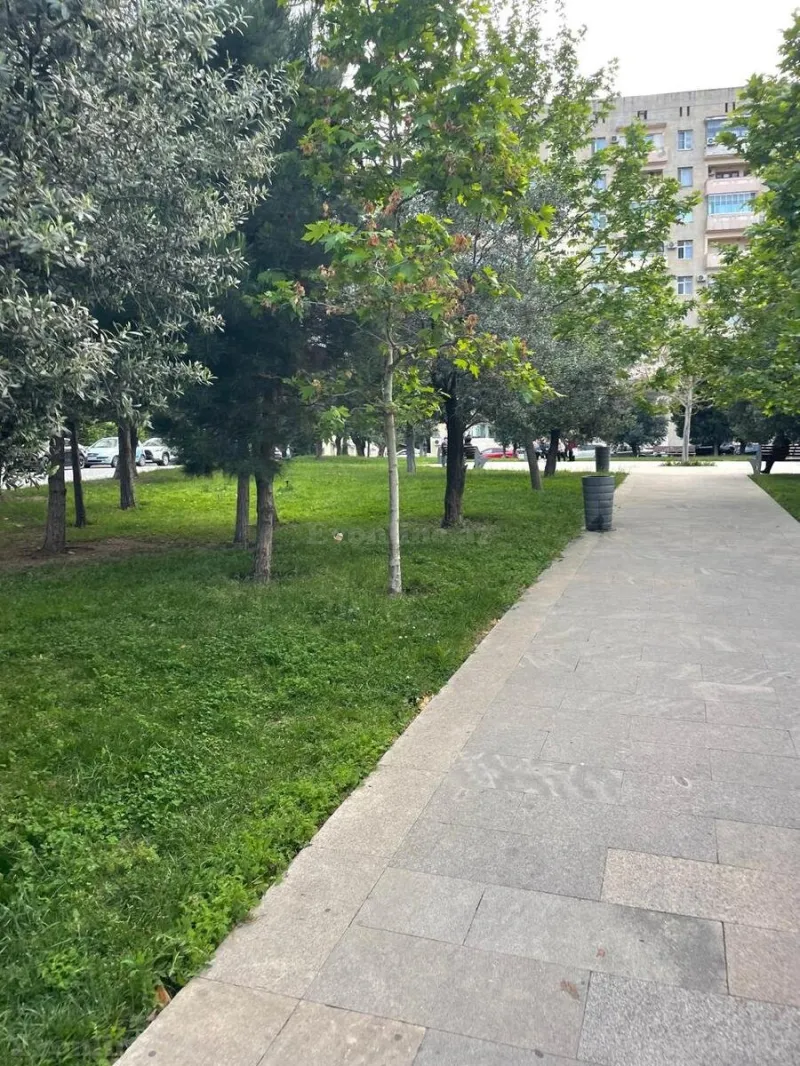 Satılır 4 otaqlı Mənzil Köhnə tikili 105 m² Elmlər Akademiyası m. - şəkil 6