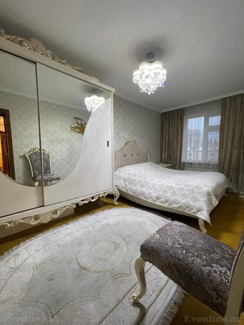 Satılır 4 otaqlı Mənzil Köhnə tikili 105 m² Elmlər Akademiyası m. - şəkil 14