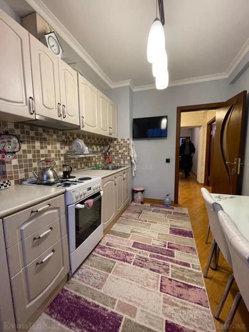 Satılır 4 otaqlı Mənzil Köhnə tikili 105 m² Elmlər Akademiyası m. - şəkil 24
