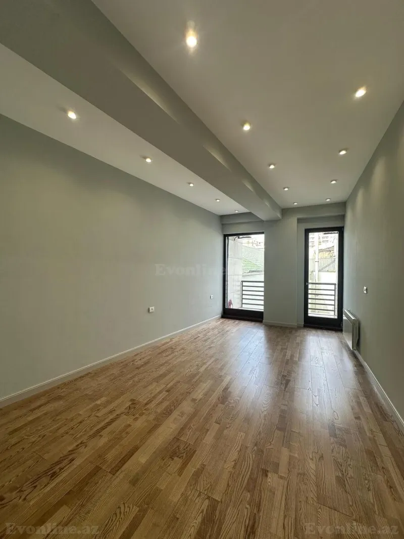 Kirayə verilir 4 otaqlı Mənzil Yeni tikili 220 m² Sahil m. - şəkil 19
