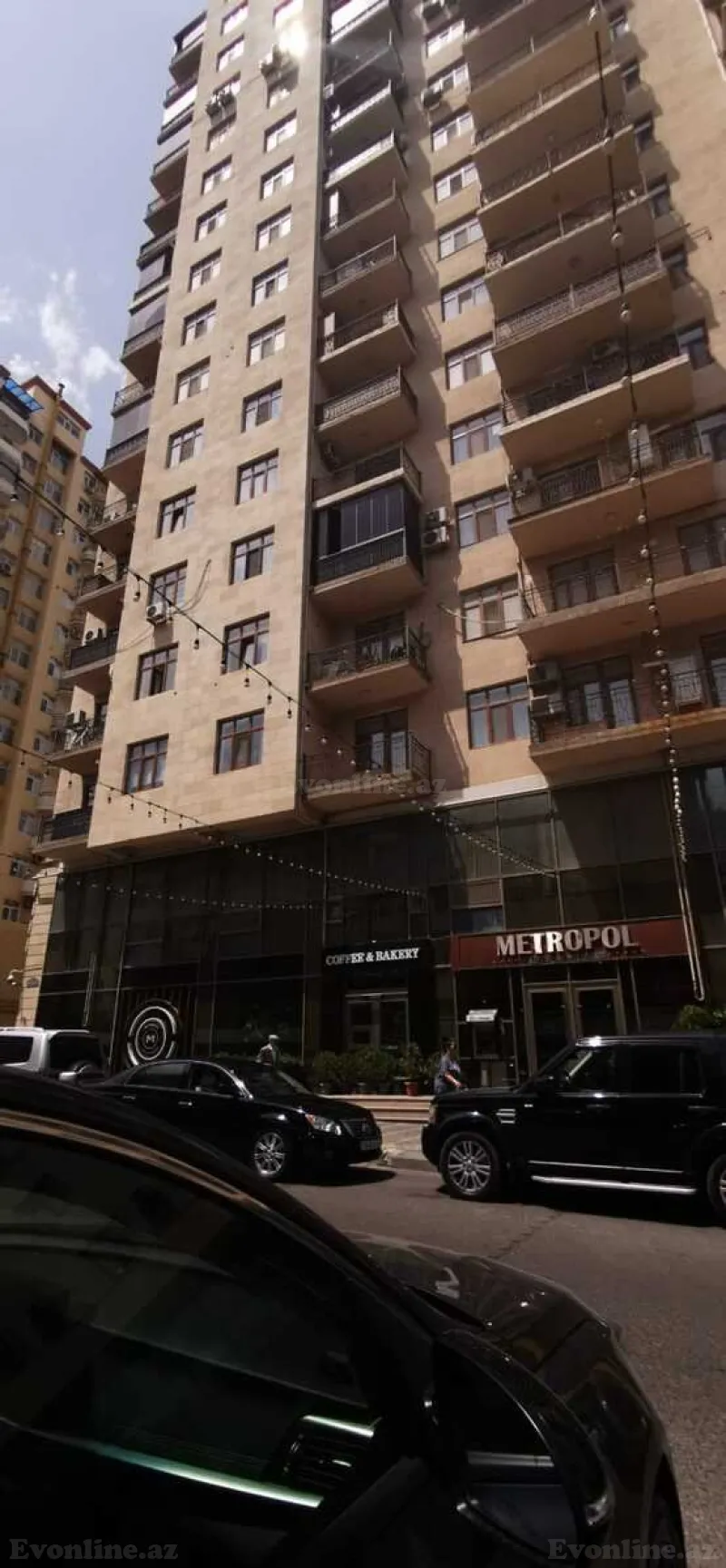 4 otaqlı Mənzil 170 m² Elmlər Akademiyası m. Satılır