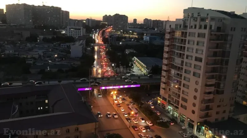 Satılır 2 otaqlı Mənzil Yeni tikili 108 m² 8 Noyabr m. - şəkil 3