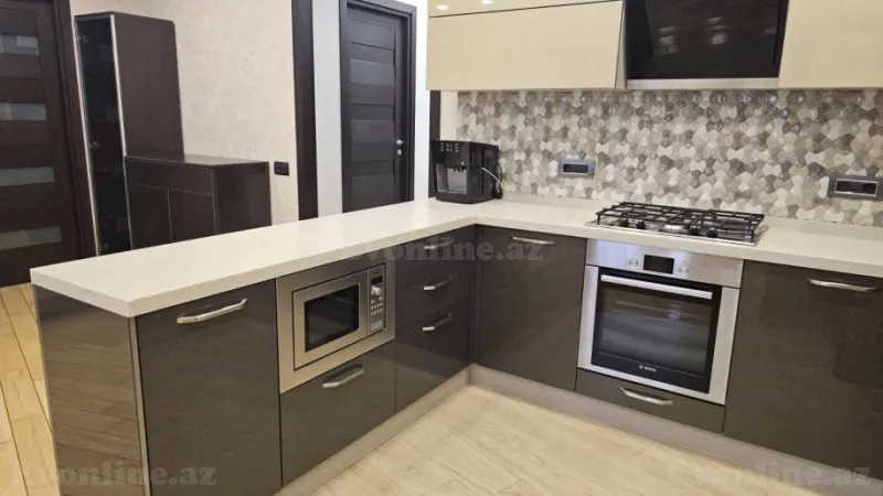 Kirayə verilir 3 otaqlı Mənzil Yeni tikili 75 m² Nərimanov r. - şəkil 12