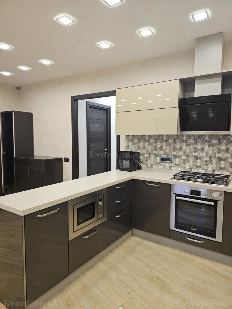 Kirayə verilir 3 otaqlı Mənzil Yeni tikili 75 m² Nərimanov r. - şəkil 14