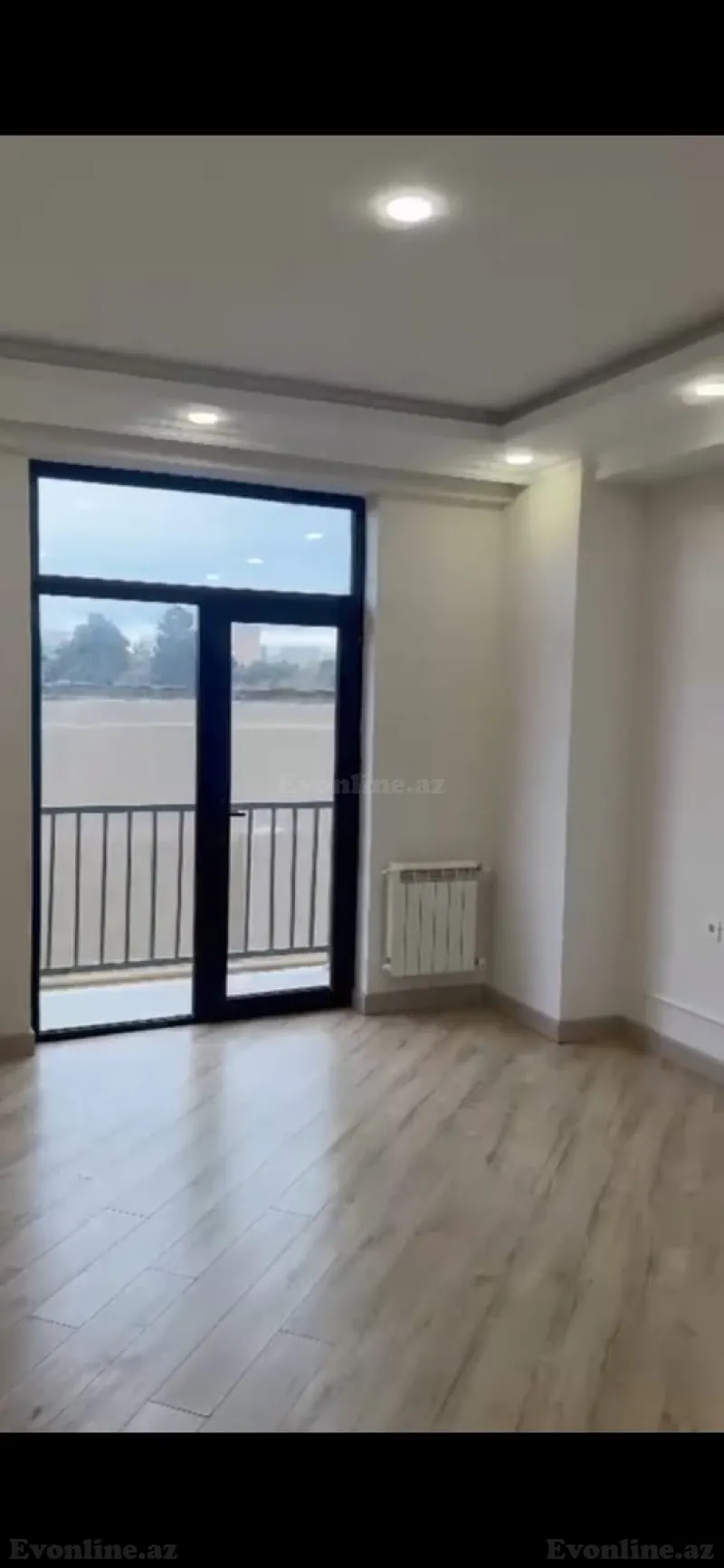Satılır 3 otaqlı Mənzil Yeni tikili 107 m² 7-ci mikrorayon
