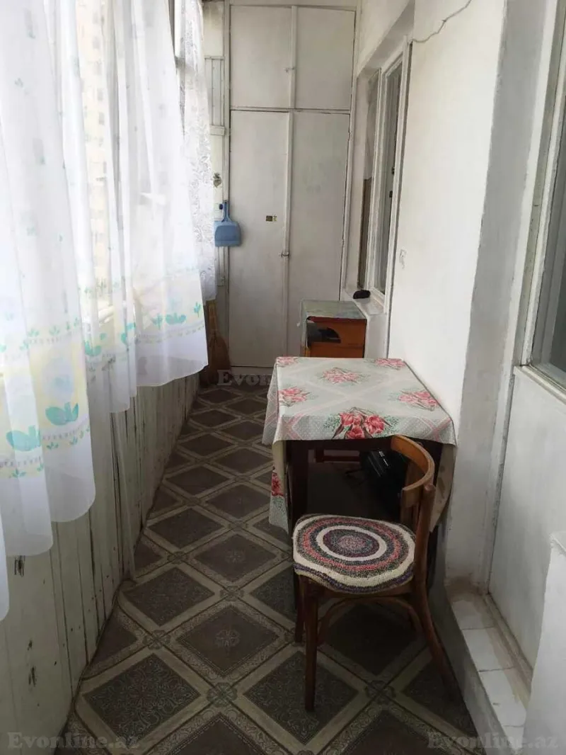 Satılır 4 otaqlı Mənzil Köhnə tikili 105 m² Sabunçu r. - şəkil 12