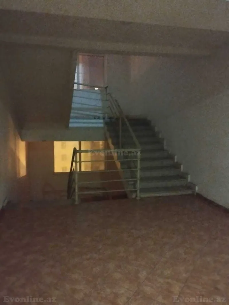 Kirayə verilir 1 otaqlı Mənzil Köhnə tikili 35 m² Gənclik m. - şəkil 2
